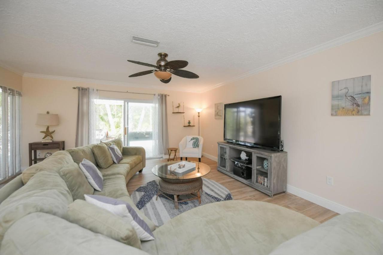 Island Time - Home Wenclosed Lagoon Style Pool Spa Walk To Beach Bikes Holmes Beach Exterior foto