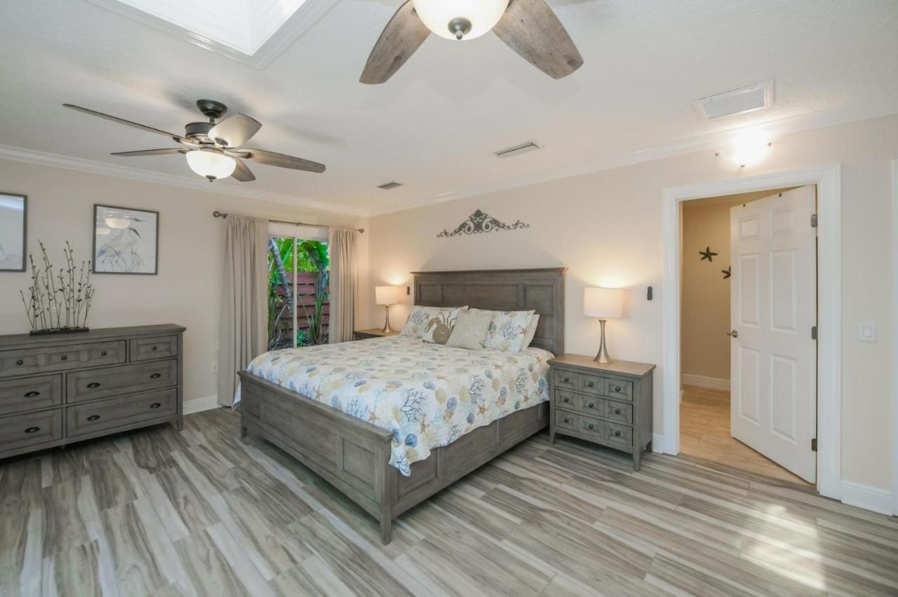 Island Time - Home Wenclosed Lagoon Style Pool Spa Walk To Beach Bikes Holmes Beach Exterior foto